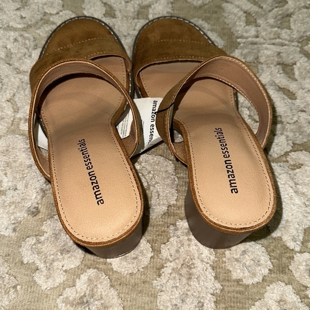 Amazon Essentials Shoes - Picture 7 of 8